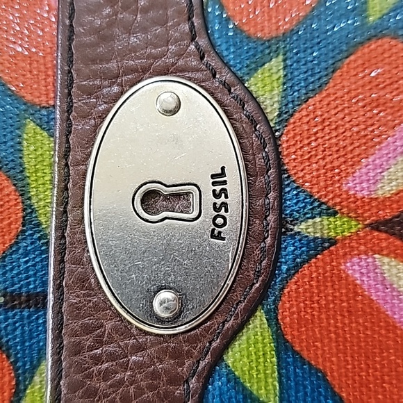 Fossil crossbody and wallet - Picture 12 of 14